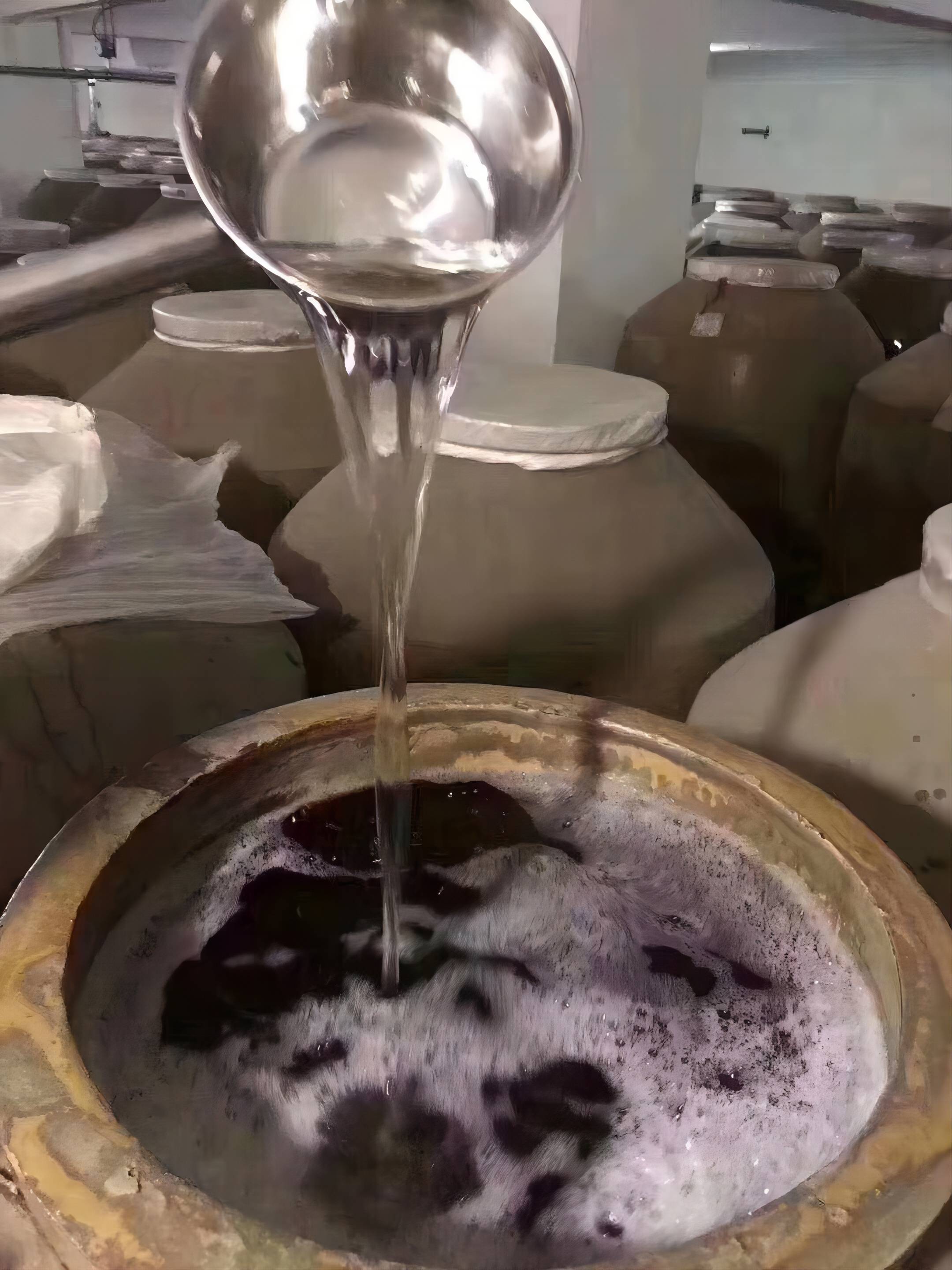 新型固态发酵生产酱香型白酒